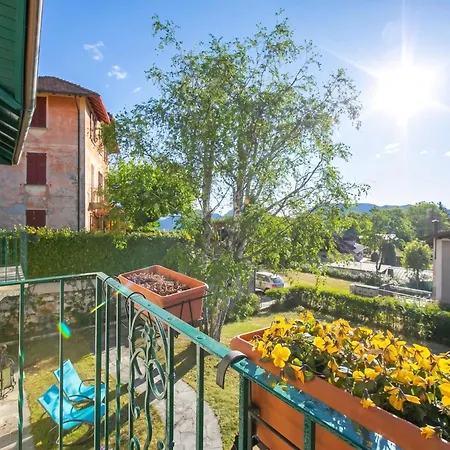 Mila Bike & Wifi: Garden Retreat Near Lake Maggiore - Happy Rentals * Premeno