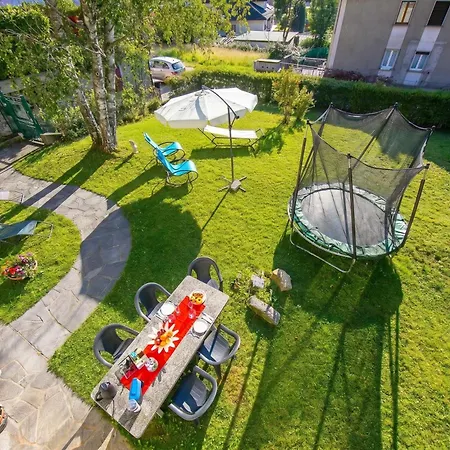 Mila Bike & Wifi: Garden Retreat Near Lake Maggiore - Happy Rentals *