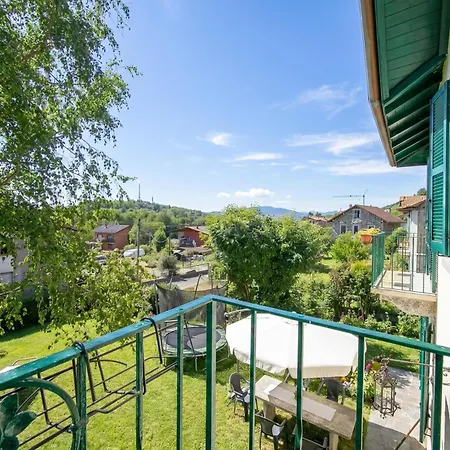 Mila Bike & Wifi: Garden Retreat Near Lake Maggiore - Happy Rentals *